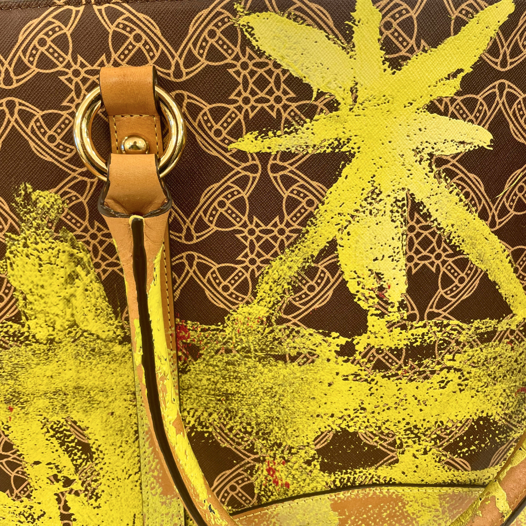 Britney Medium Tote Bag