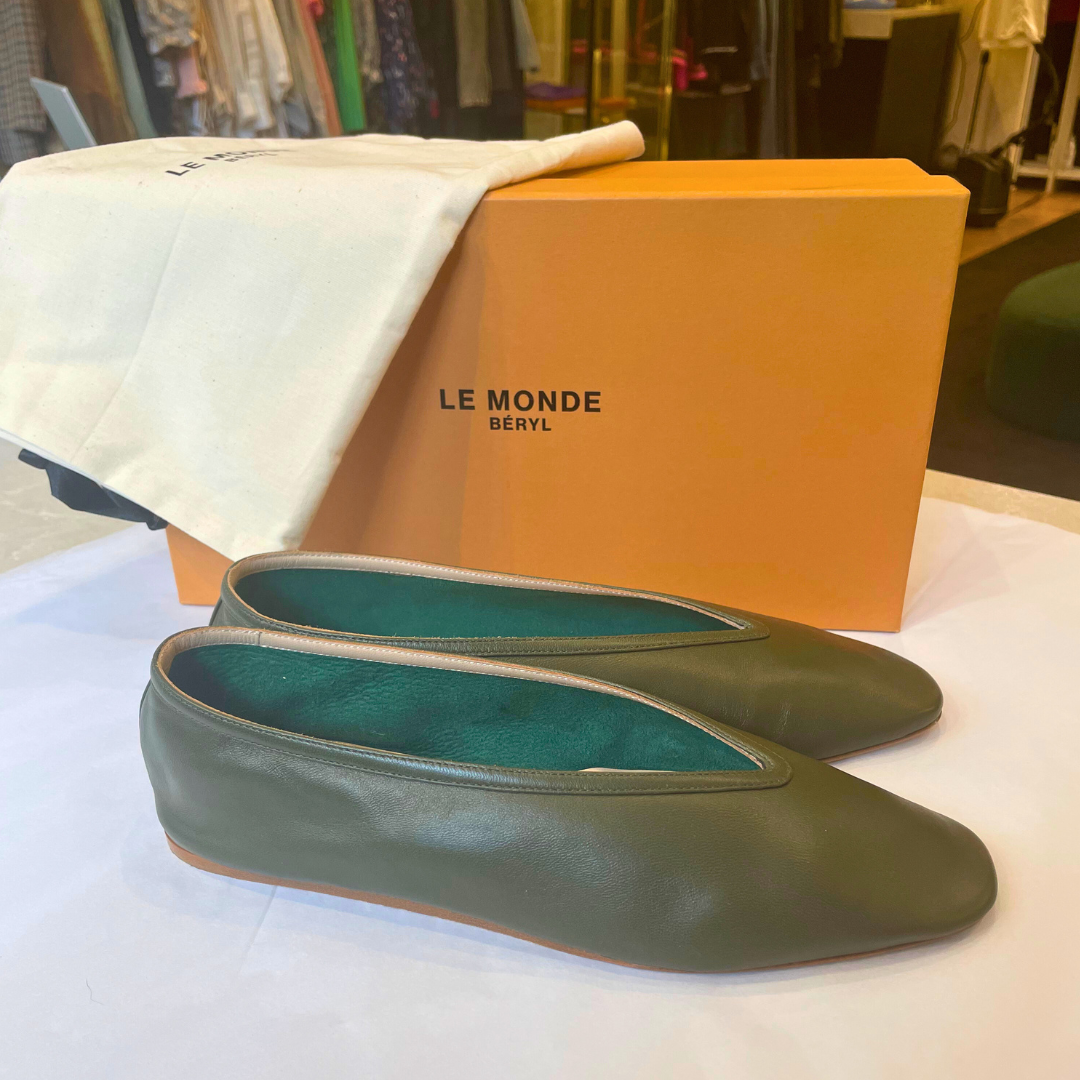 Green Luna Slipper BNWB