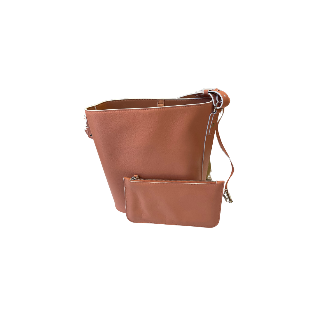 Artemis Bucket M Bag