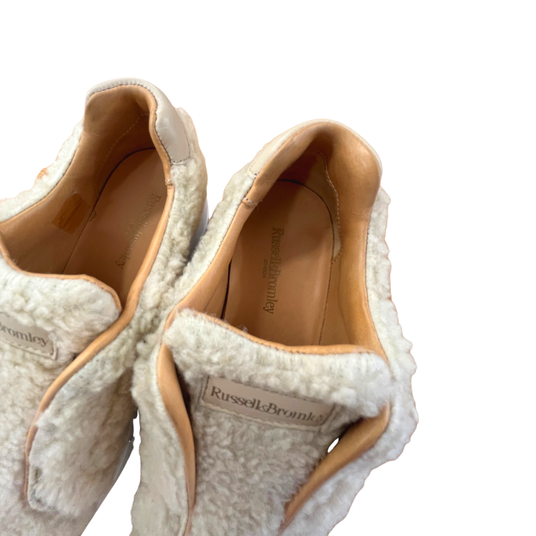 Russell and hot sale bromley huggy boots