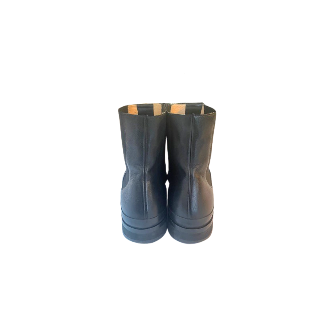 Black Leather Garden Boot